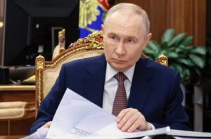 17724055298296252743604420938341